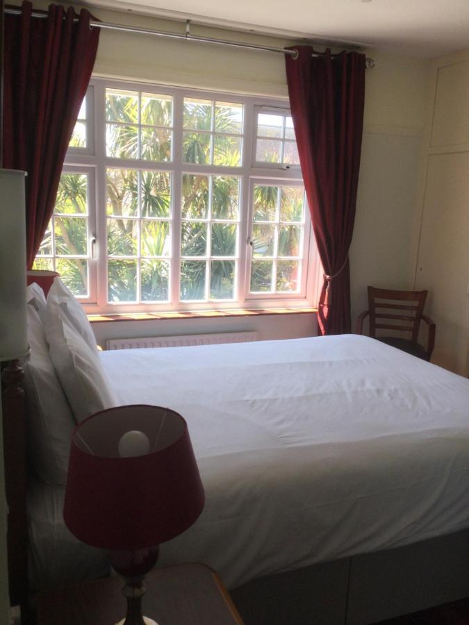The Aldwick Hotel Bognor Regis Bagian luar foto