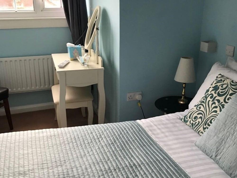 The Aldwick Hotel Bognor Regis Bagian luar foto